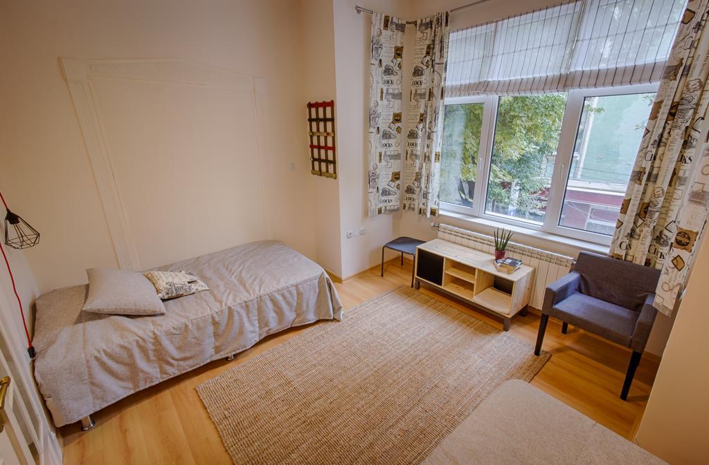 Guest House Maison 21 플로브디프 외부 사진