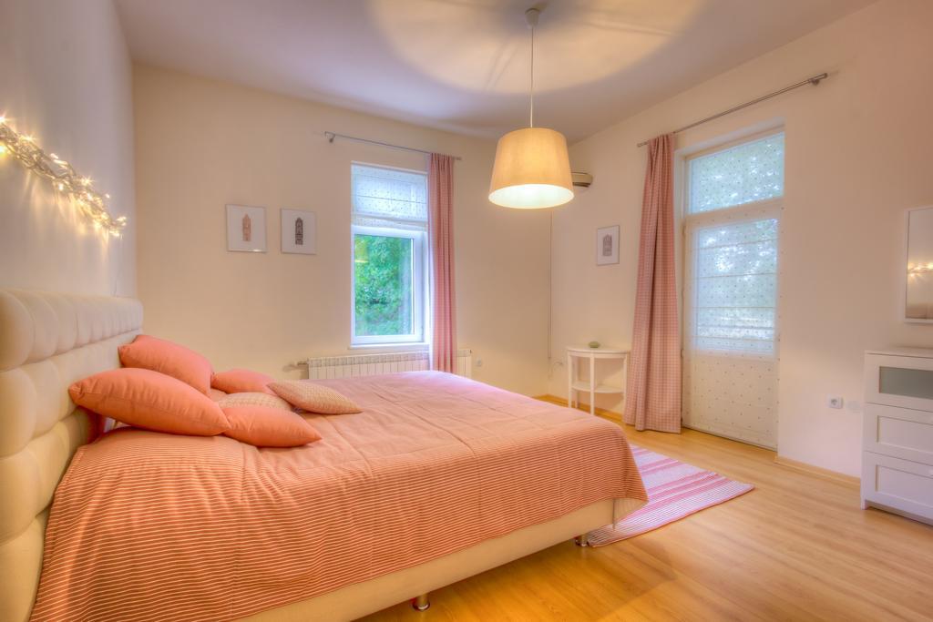 Guest House Maison 21 플로브디프 외부 사진