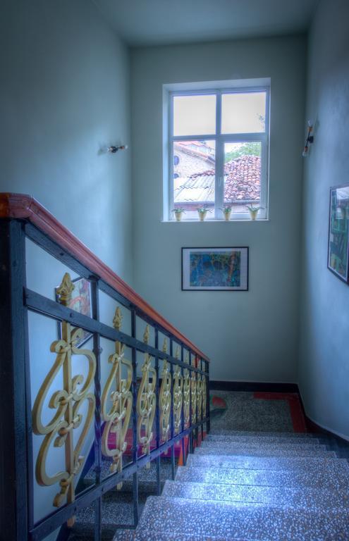 Guest House Maison 21 플로브디프 외부 사진