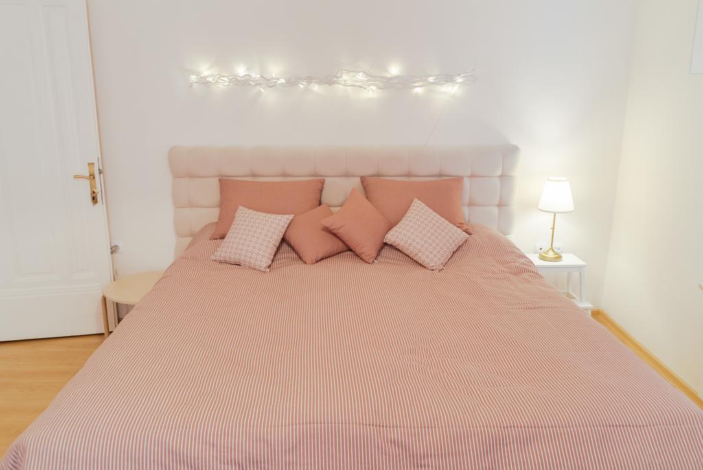 Guest House Maison 21 플로브디프 외부 사진