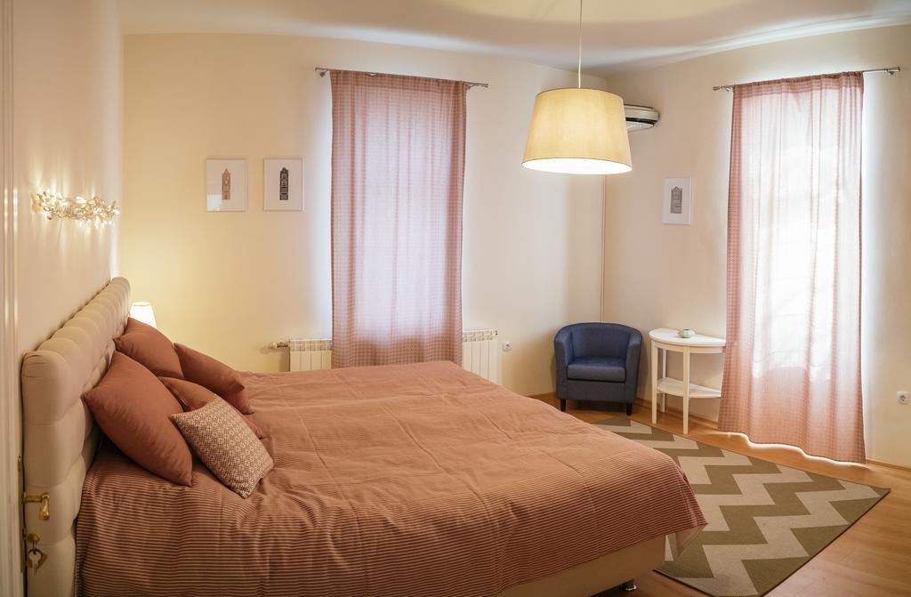 Guest House Maison 21 플로브디프 외부 사진